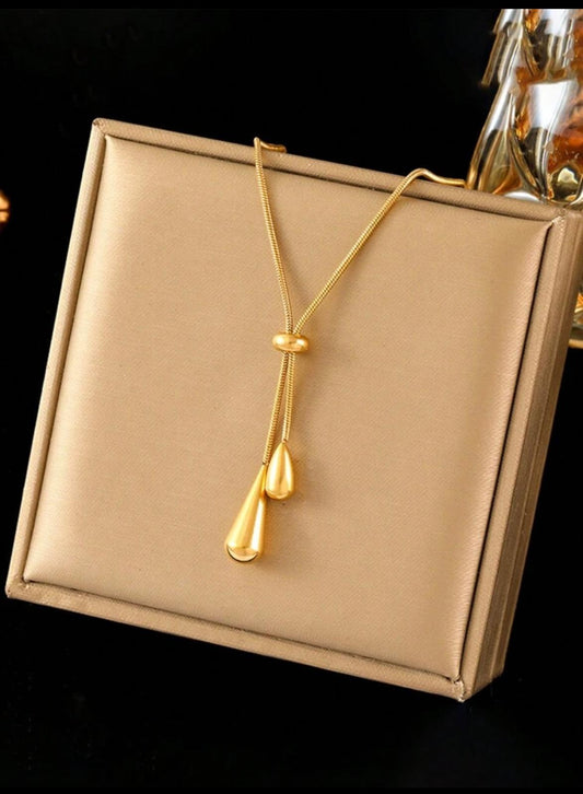 Super Elegant Stainless Steel Necklace with Tear-Shaped Beads