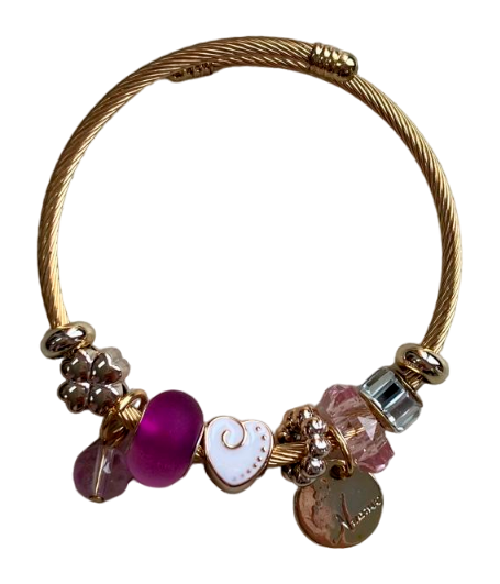 Bracelet - with circular heart and cloverleaf design