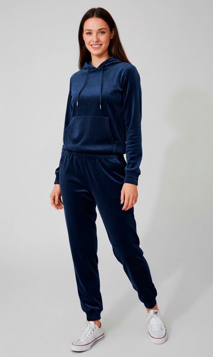 Conjunto deportivo de terciopelo burdeos