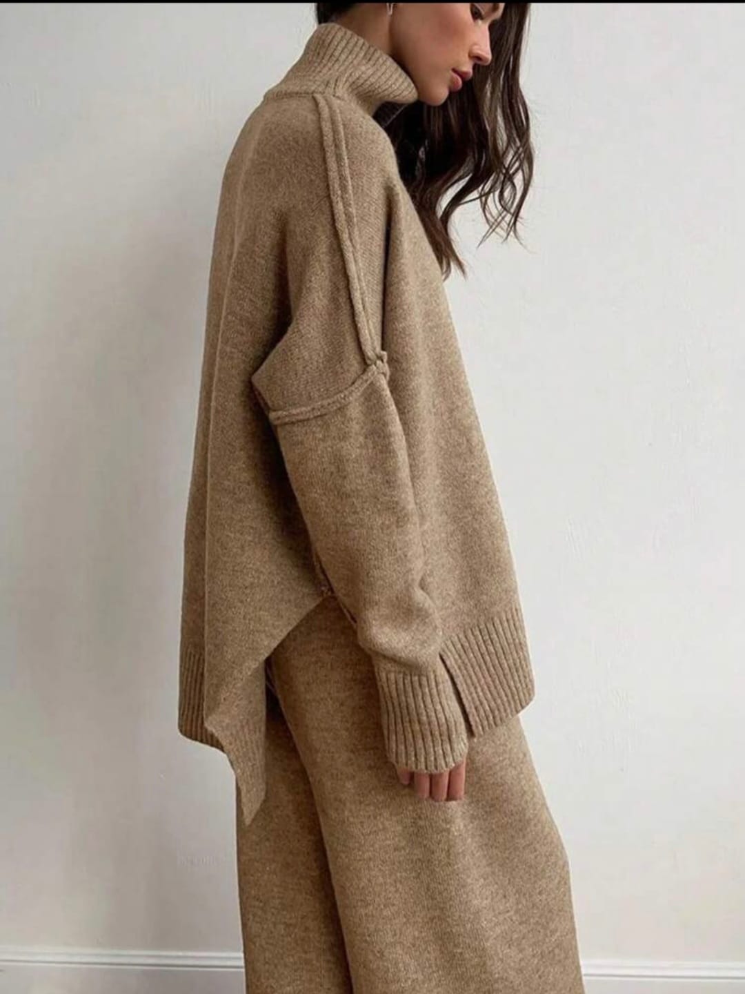Elegant Cold-Weather Set with Drop Shoulders and Wide-Leg Pants