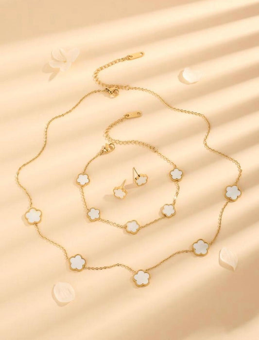 Delicate Flower Design 3-Piece Jewelry Set – Necklace, Bracelet, and Earrings
